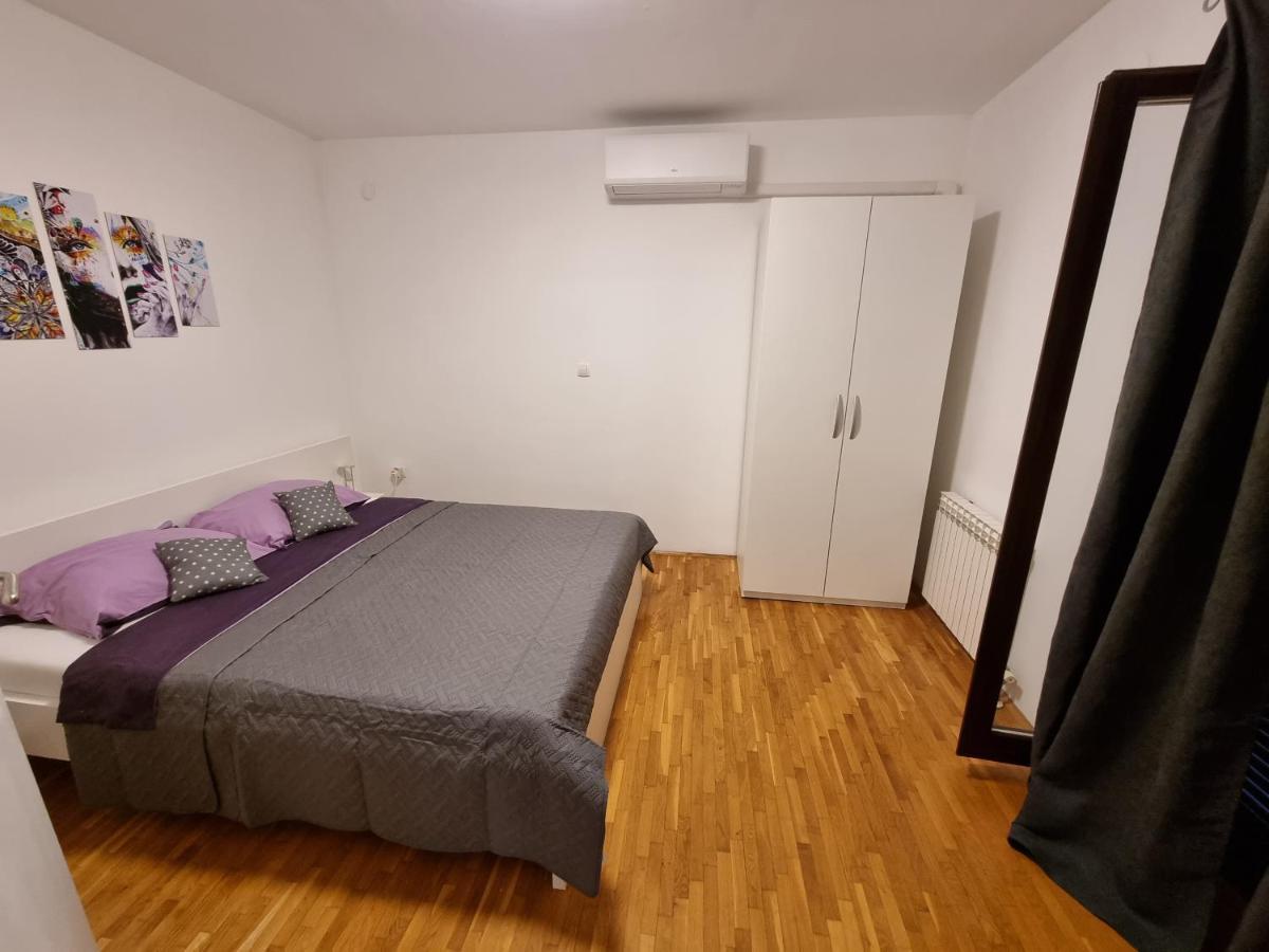 Maki Appartement Pula Buitenkant foto