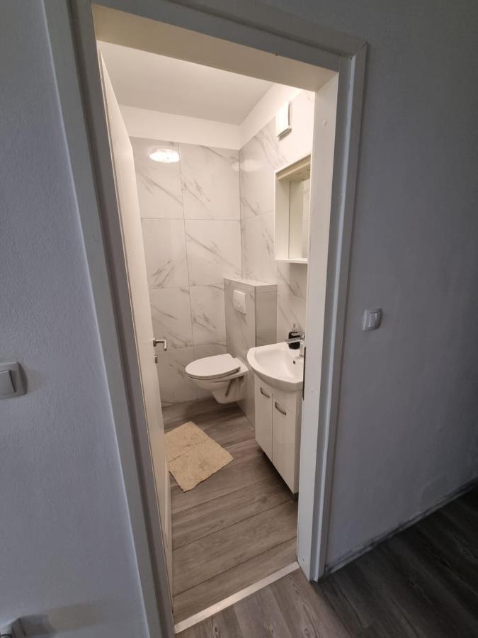 Maki Appartement Pula Buitenkant foto